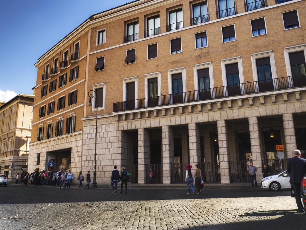 Готель Navona Living Рим Екстер'єр фото